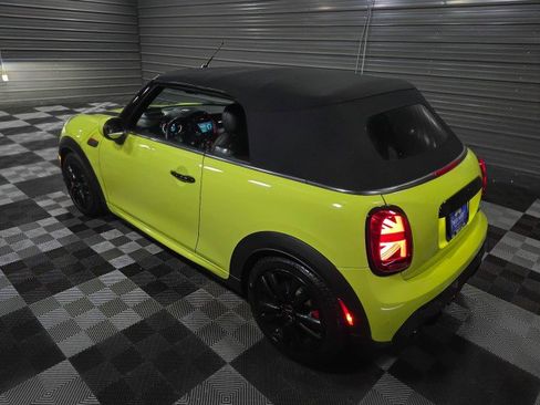 Used 2022 MINI Cooper John Cooper Works w/ Driver Assistance Package FWD image 12