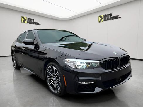 Used 2018 BMW 530e xDrive image 18