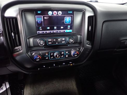 Used 2015 Chevrolet Silverado 1500 LT w/ LT Convenience Package AWD/4WD image 24