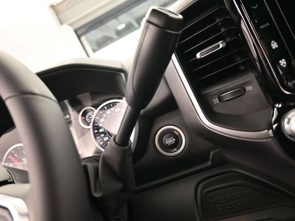 New 2026 RAM 2500 Big Horn AWD/4WD image 23