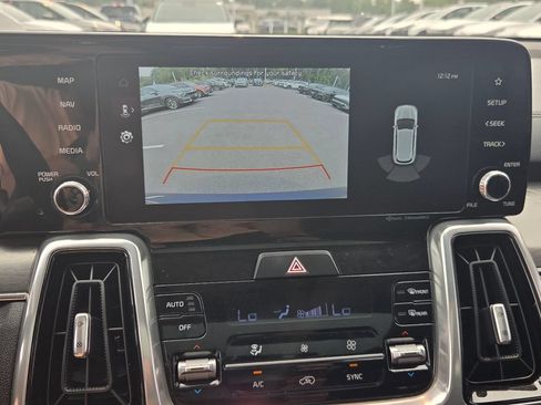 Used 2023 Kia Sorento SX AWD/4WD image 19