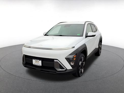 Used 2025 Hyundai Kona SEL image 7