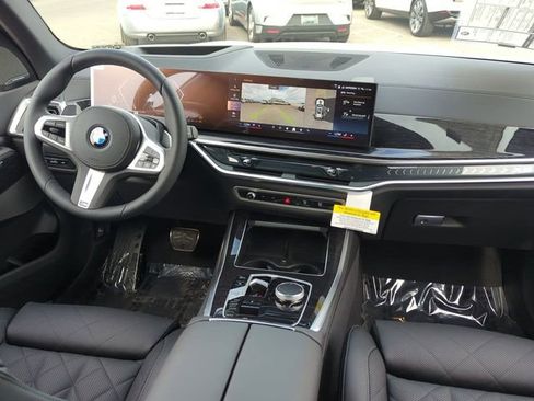 Used 2026 BMW X5 sDrive40i w/ M Sport Package image 13