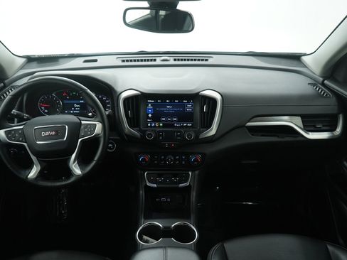 Used 2024 GMC Terrain SLT AWD/4WD image 13