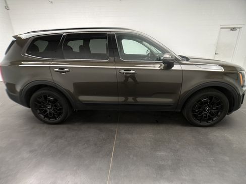Used 2022 Kia Telluride EX w/ EX Premium Package AWD/4WD image 10