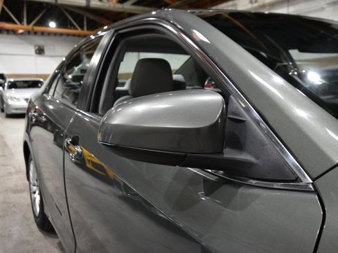 Used 2012 Toyota Camry LE image 41