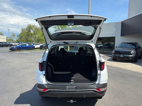 Used 2024 Hyundai Tucson SE AWD/4WD image 14