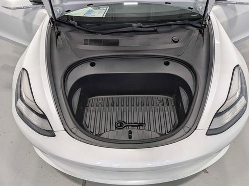 Used 2020 Tesla Model 3 Standard Range Plus RWD image 14
