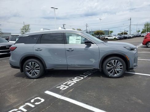 New 2027 INFINITI QX60 Luxe w/ Family Package AWD/4WD image 8