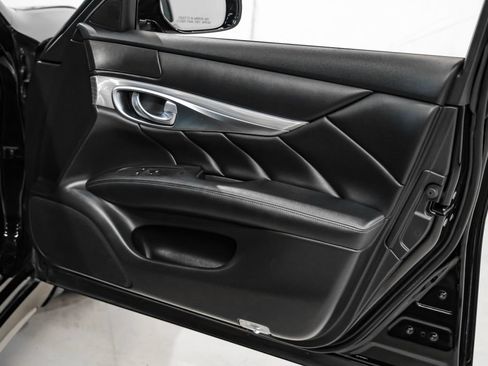 Used 2019 INFINITI Q70 L 3.7 RWD image 43