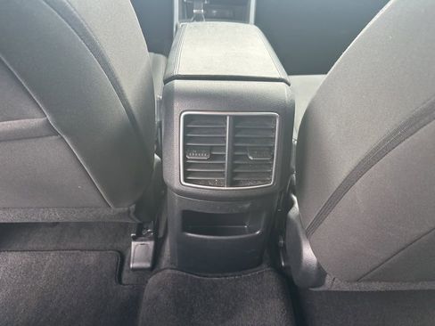 Used 2024 Kia Sportage LX image 10