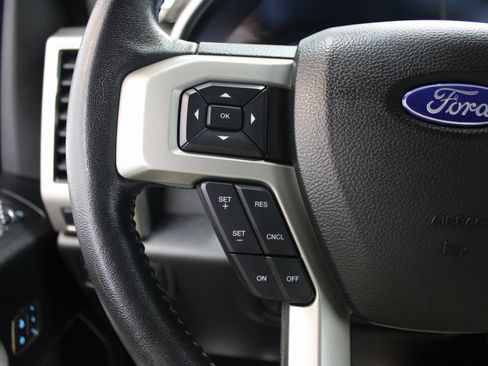 Used 2018 Ford F150 Lariat image 36