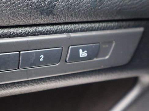 Used 2013 BMW 550i Sedan RWD image 33