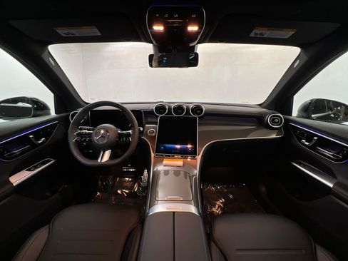 New 2026 Mercedes-Benz GLC 300 4MATIC image 9