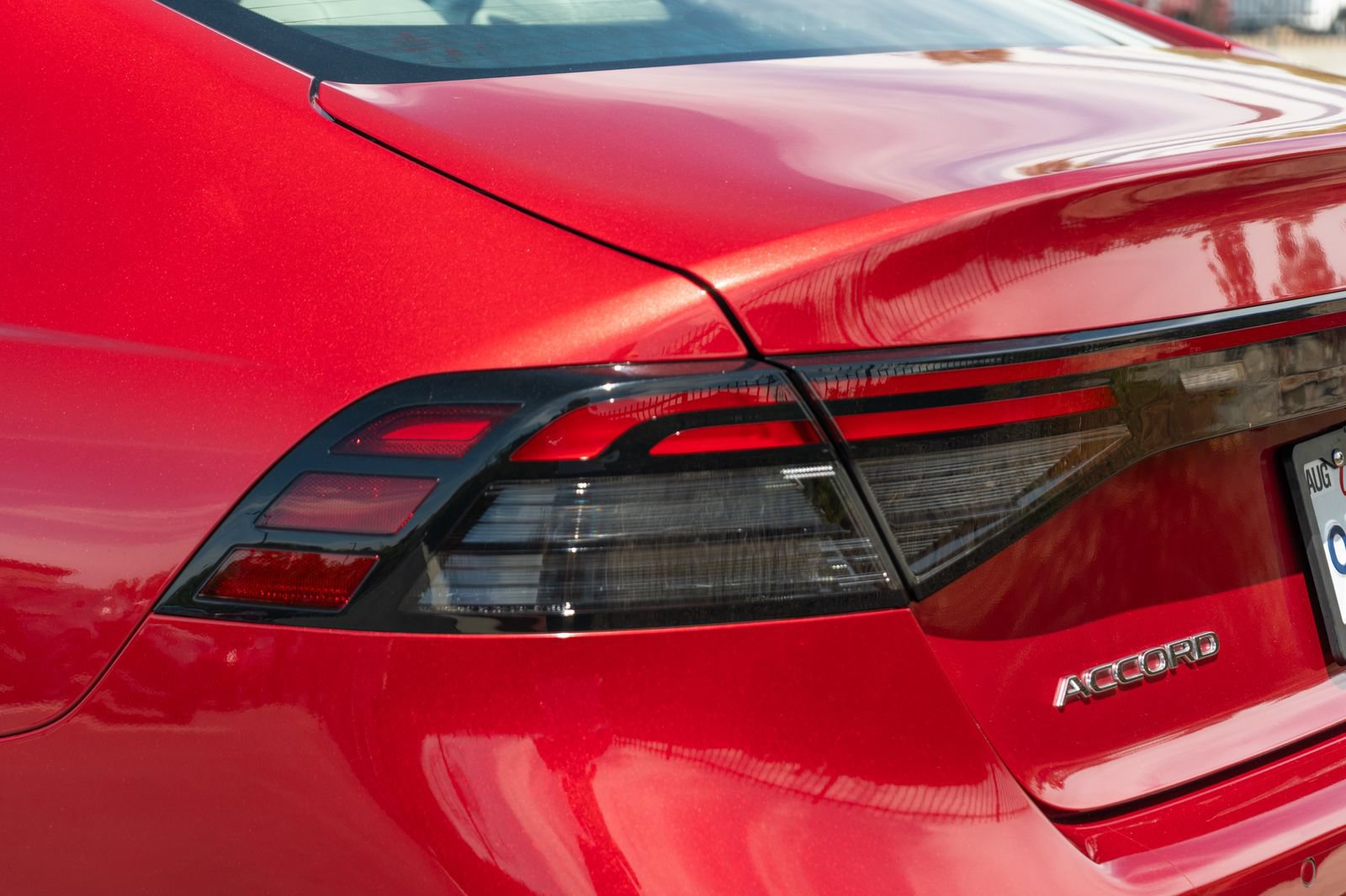 Used 2023 Honda Accord EX-L image 8
