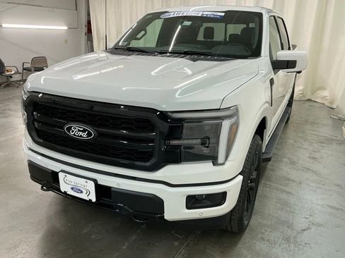 New 2026 Ford F150 Lariat w/ Equipment Group 502A High image 9