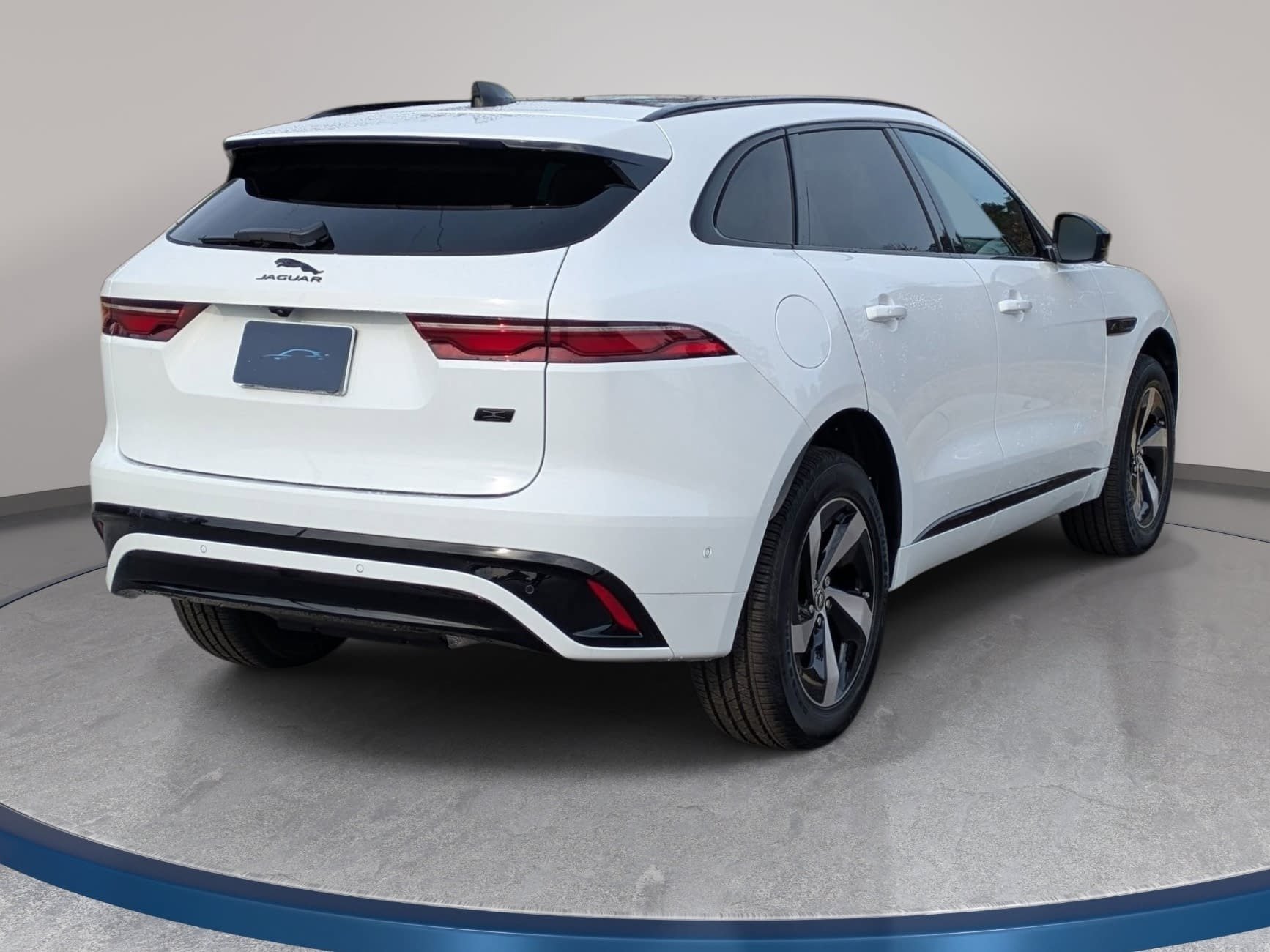 New 2026 Jaguar F-PACE R-Dynamic S AWD/4WD image 5