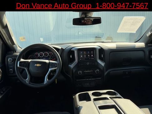 Used 2022 Chevrolet Silverado 2500 Custom w/ Custom Value Package AWD/4WD image 12