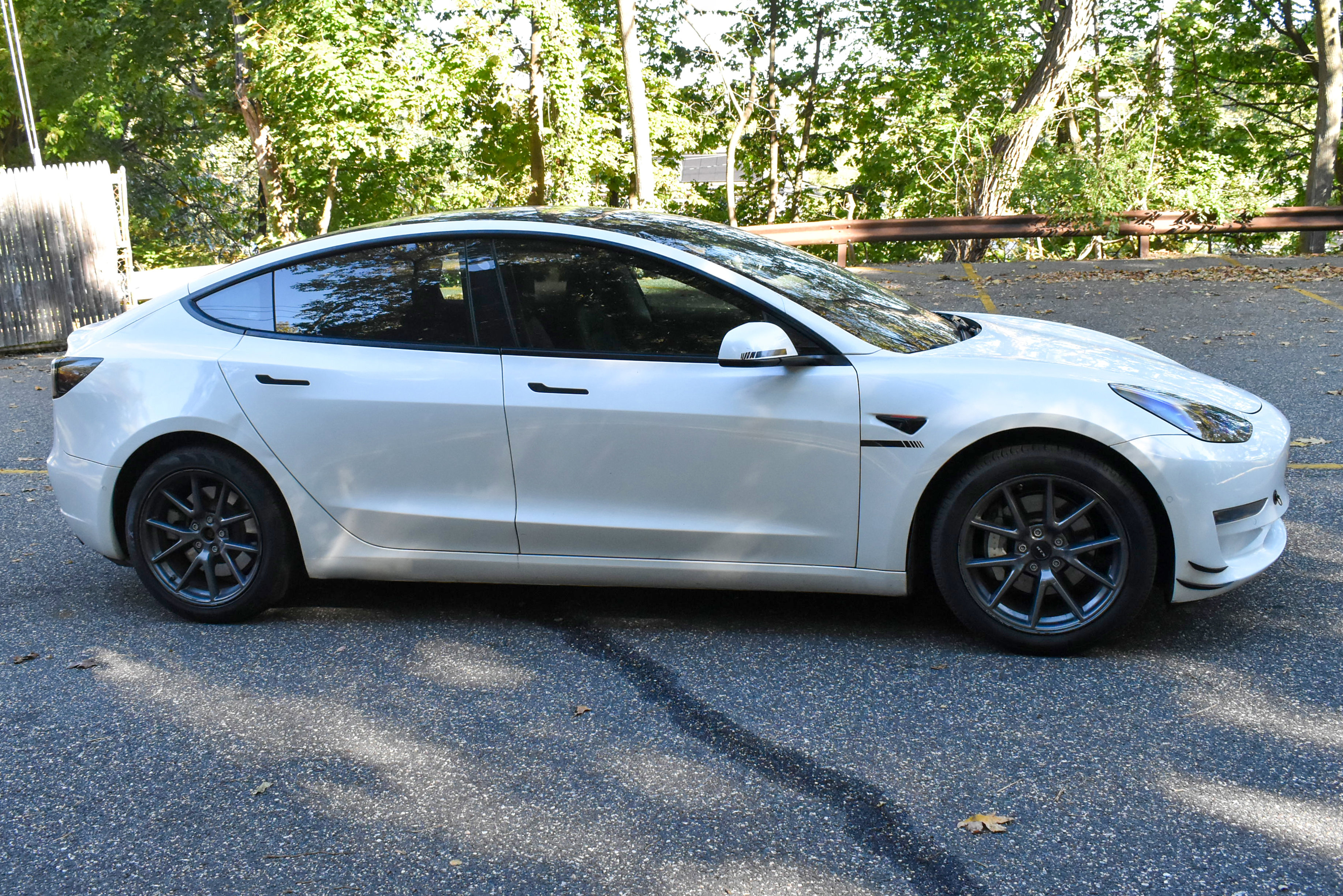 Used 2021 Tesla Model 3 Standard Range Plus RWD image 10