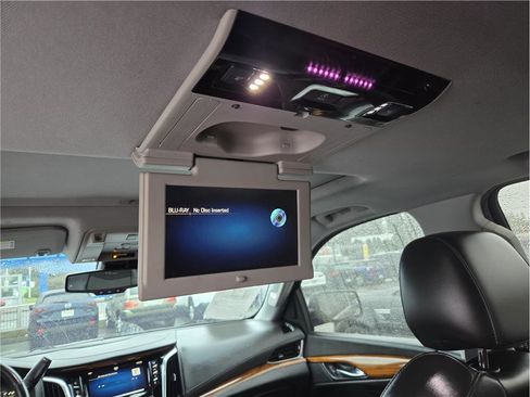 Used 2015 Cadillac Escalade ESV Premium image 27
