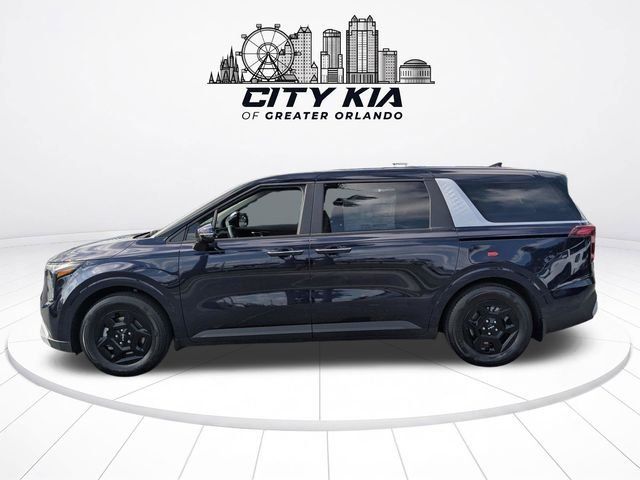 New 2027 Kia Carnival FWD image 3