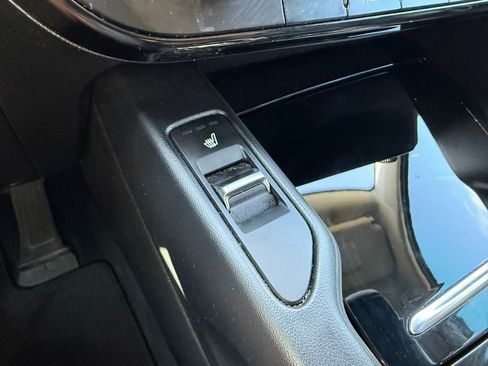 Used 2023 Kia Telluride S FWD image 34