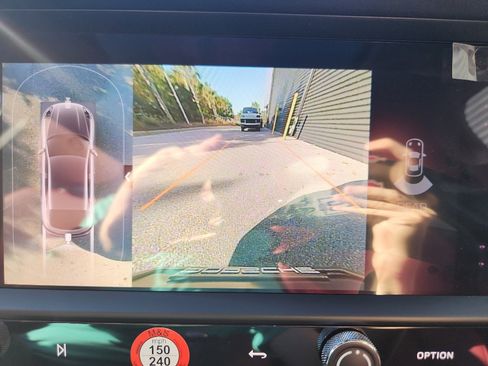 New 2026 Porsche Macan S image 34