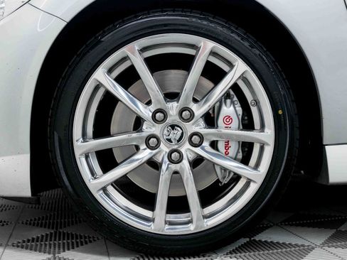 Used 2015 Chevrolet SS RWD image 38