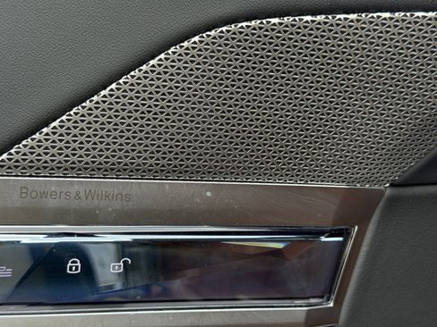 Certified 2024 BMW 760i xDrive AWD/4WD image 19