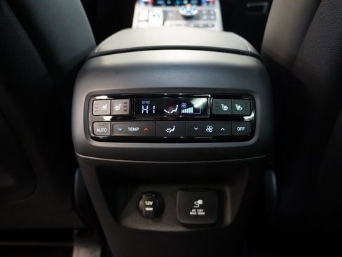 Used 2024 Hyundai Palisade Calligraphy image 29