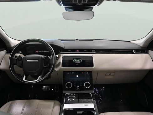 Used 2018 Land Rover Range Rover Velar R-Dynamic SE AWD/4WD image 15