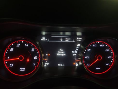 Used 2018 Dodge Charger SXT Plus RWD image 23