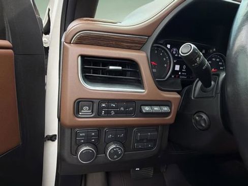Used 2021 Chevrolet Tahoe High Country w/ Premium Package AWD/4WD image 20