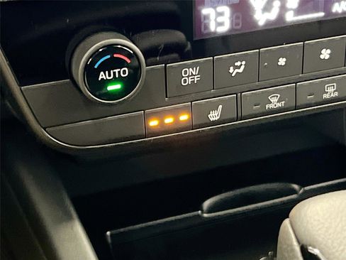 New 2026 Subaru Outback Premium image 22