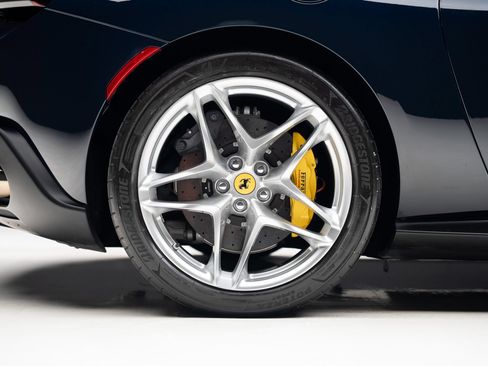 Used 2023 Ferrari Roma RWD image 39