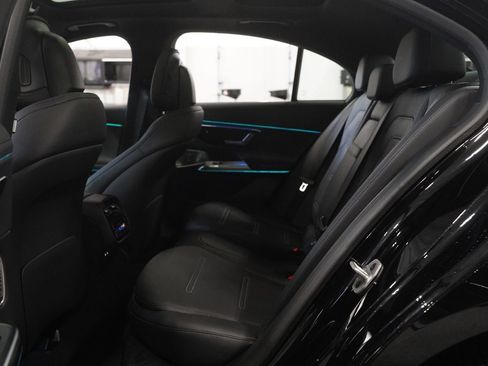 New 2026 Mercedes-Benz E 53 AMG e 4MATIC Sedan image 16