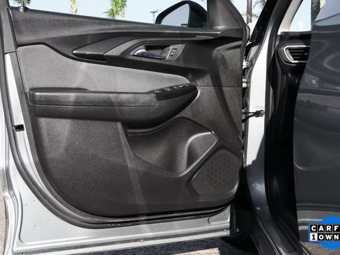 Used 2023 Chevrolet TrailBlazer LS image 14