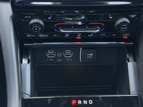 New 2025 Jeep Grand Cherokee L Limited w/ Black Appearance Package RWD image 16