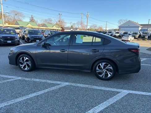 Used 2024 Subaru Legacy Premium image 3