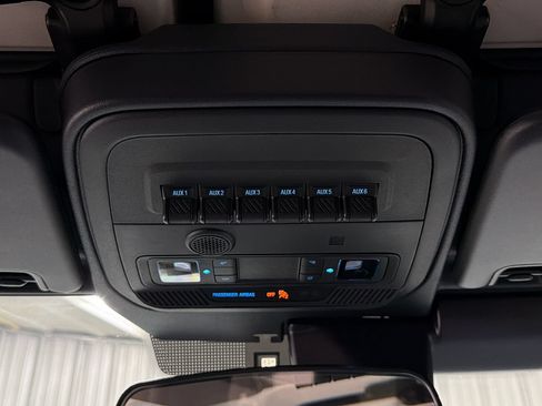 Used 2026 Ford Bronco Heritage Edition AWD/4WD image 33