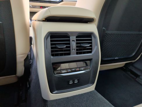 Certified 2023 BMW i4 eDrive35 RWD image 37
