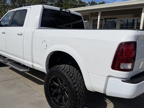 Used 2018 RAM 2500 Laramie w/ Sport Appearance Group AWD/4WD image 5