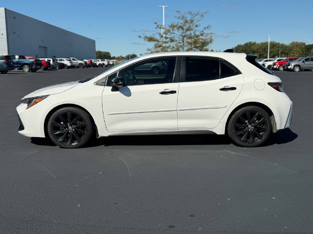 Used 2022 Toyota Corolla SE FWD image 11