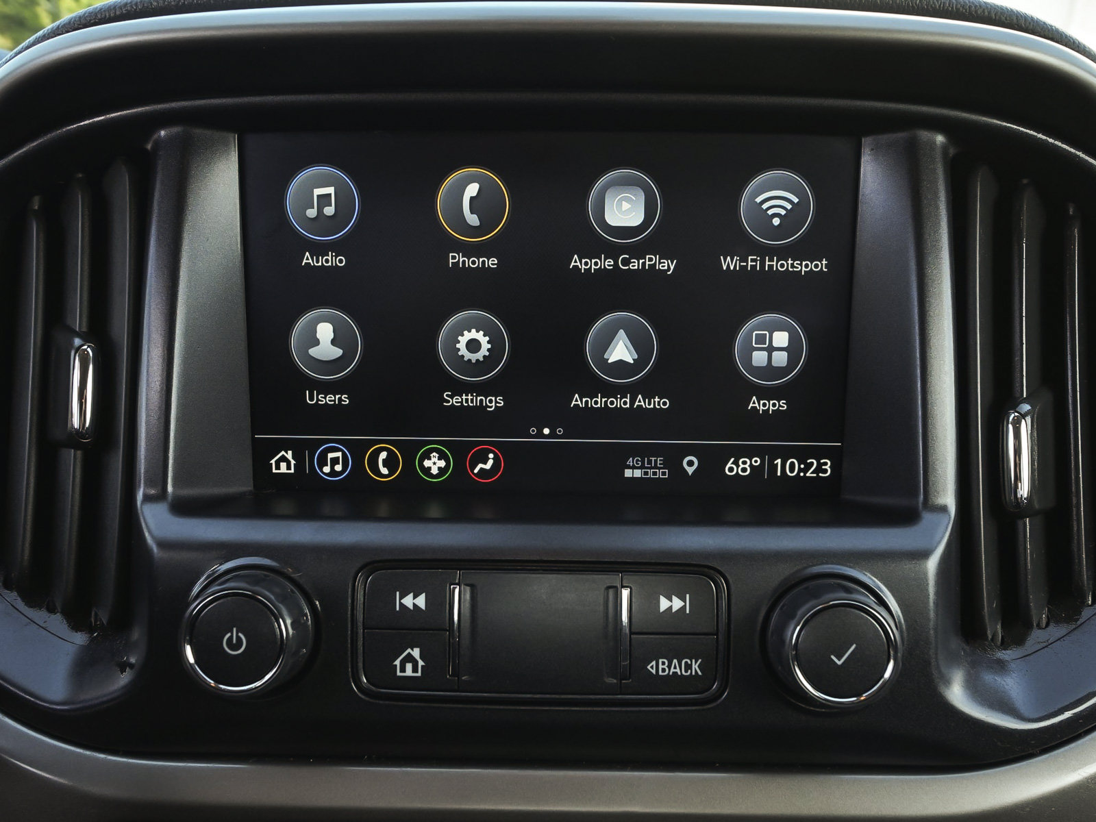 Used 2022 Chevrolet Colorado Z71 AWD/4WD image 30
