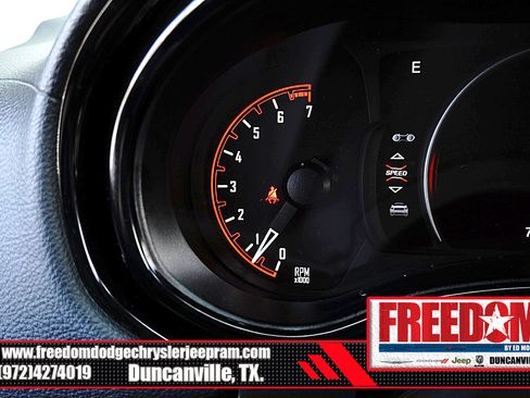 Used 2021 Dodge Durango SXT w/ 3rd Row Seating Group RWD image 29