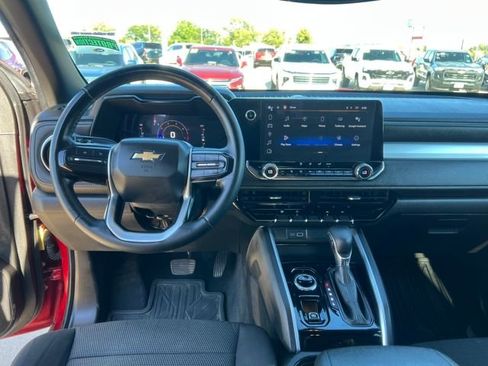 Used 2023 Chevrolet Colorado LT w/ LT Convenience Package image 18