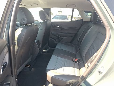 New 2026 Chevrolet Trax LT w/ Driver Confidence Package FWD image 5
