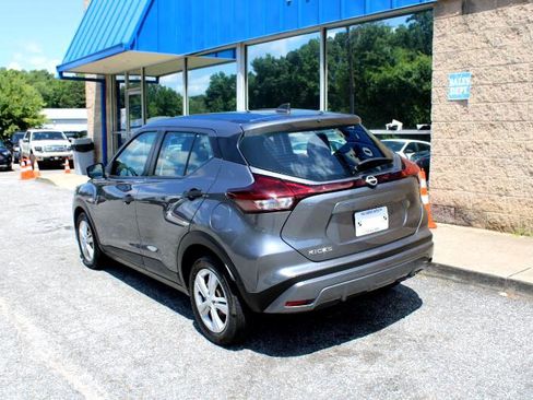 Used 2023 Nissan Kicks S image 6