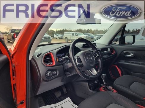 Used 2016 Jeep Renegade Trailhawk image 12
