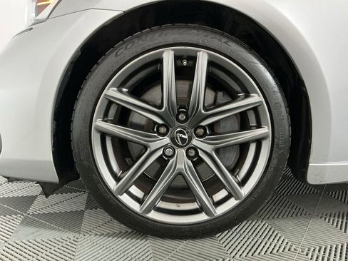 Used 2018 Lexus IS 300 F Sport w/ F Sport Package image 32
